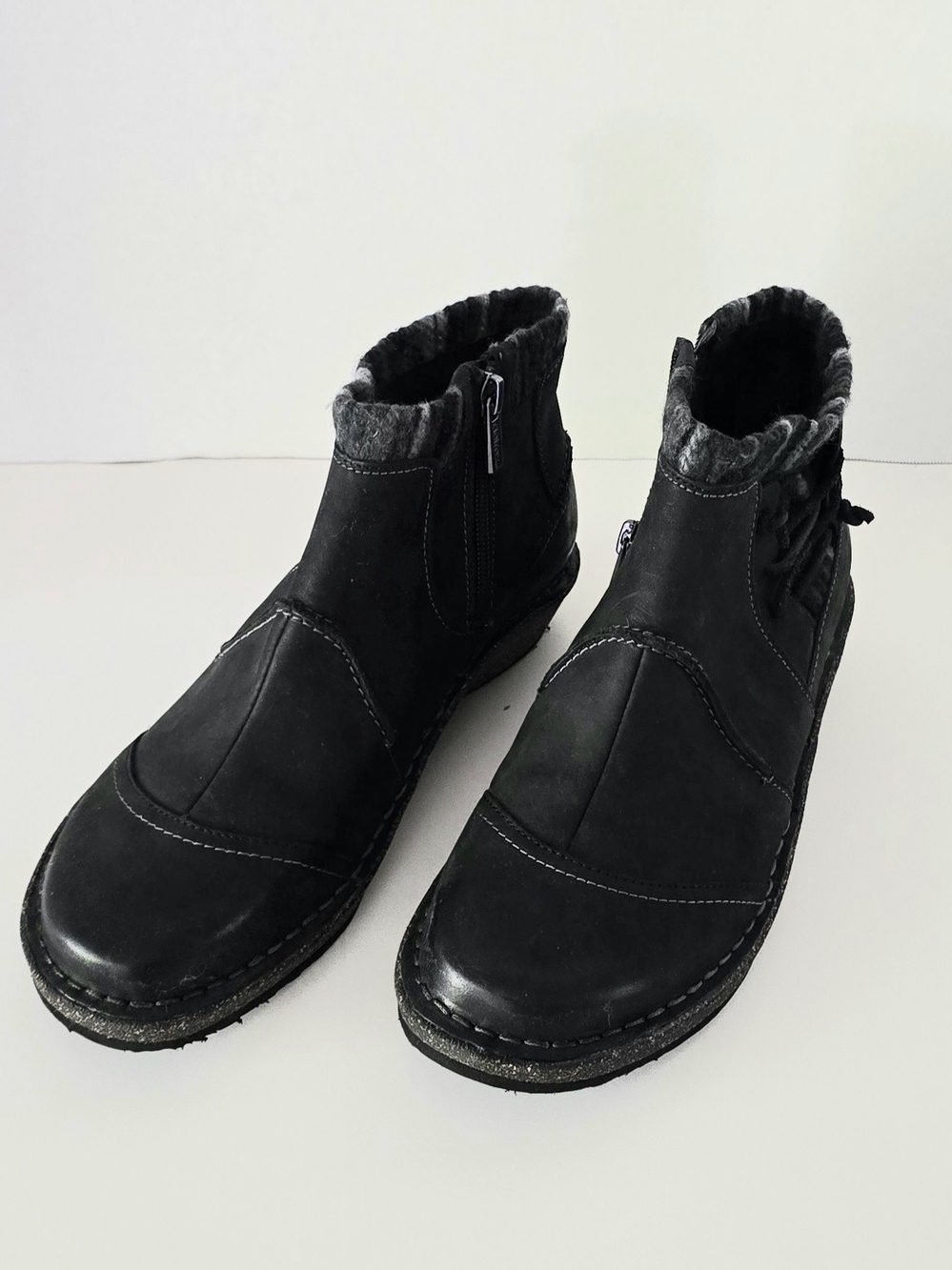 Aetrex Cami Black Leather Ankle Booties Knit Collar Side Zip Wedge Boots Size 7